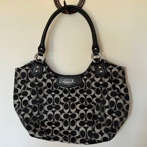 Coach shoulder bag